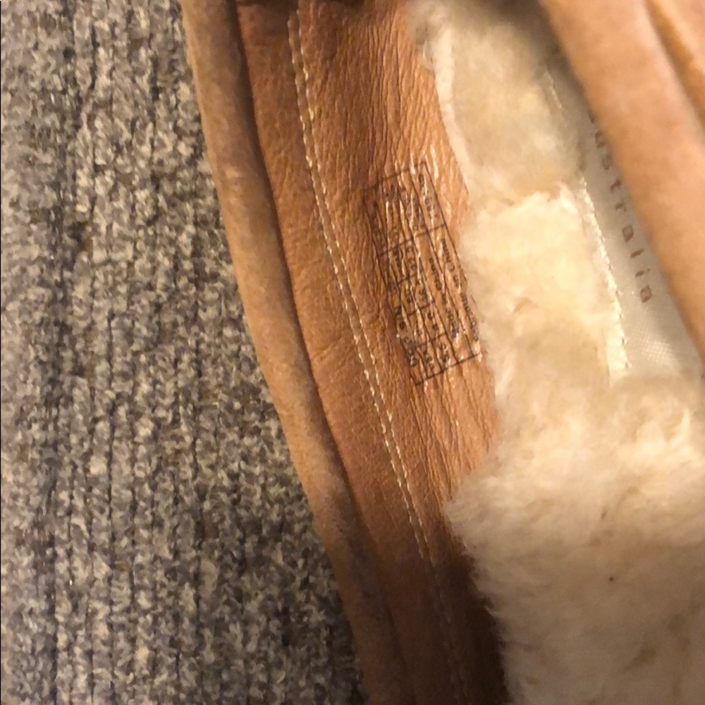Ugg sleeper - Picture 5 of 5
